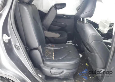 2021 Toyota Highlander Xle from USA, damaged, VIN 5TDHZRBH3MS523337